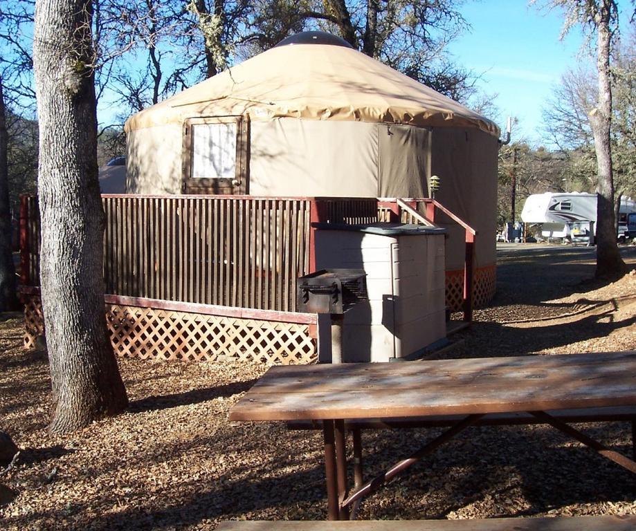 Lake Of The Springs Camping Resort Yurt 2 Oregon House Exterior photo